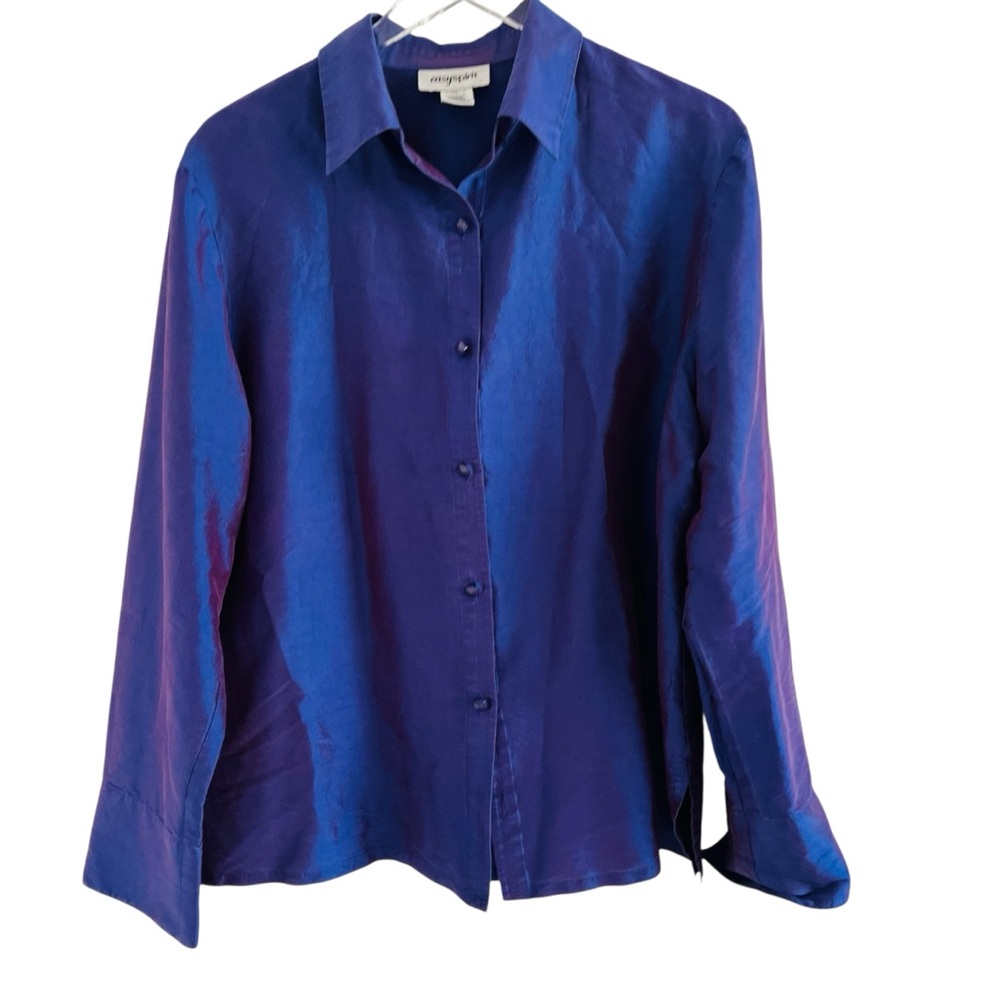 EASY SPIRIT Button Up Collared 100% Silk Shirt